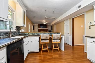 600 Lotz DR, YORKTOWN VA 23692 thumb 11