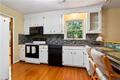 600 Lotz DR, YORKTOWN VA 23692 thumb 12
