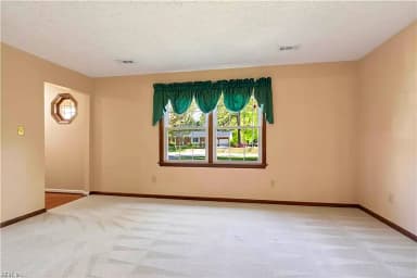 600 Lotz DR, YORKTOWN VA 23692 thumb 8