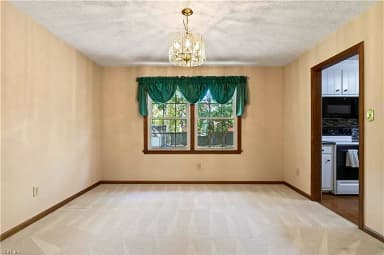 600 Lotz DR, YORKTOWN VA 23692 thumb 9