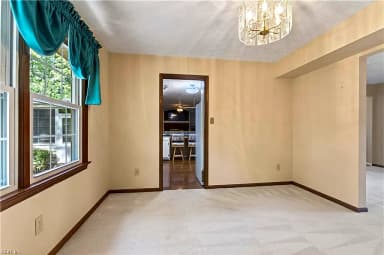 600 Lotz DR, YORKTOWN VA 23692 thumb 10