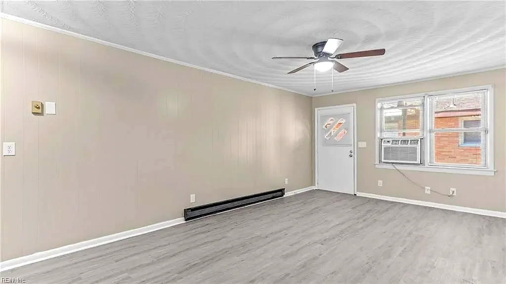 9103 Hammett AVE ##B, NORFOLK VA 23503 - Photo 3