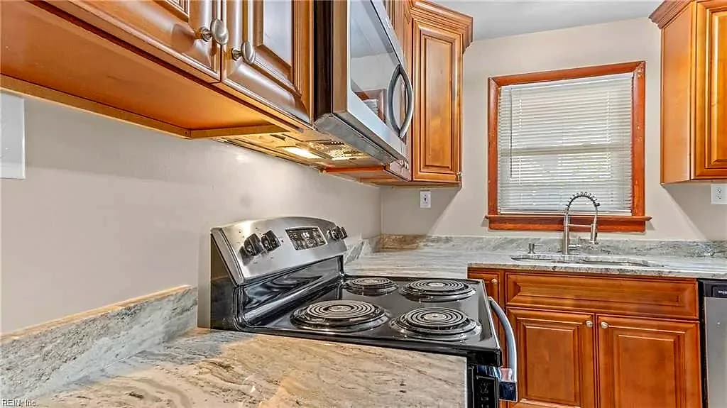 9103 Hammett AVE ##B, NORFOLK VA 23503 thumb 6