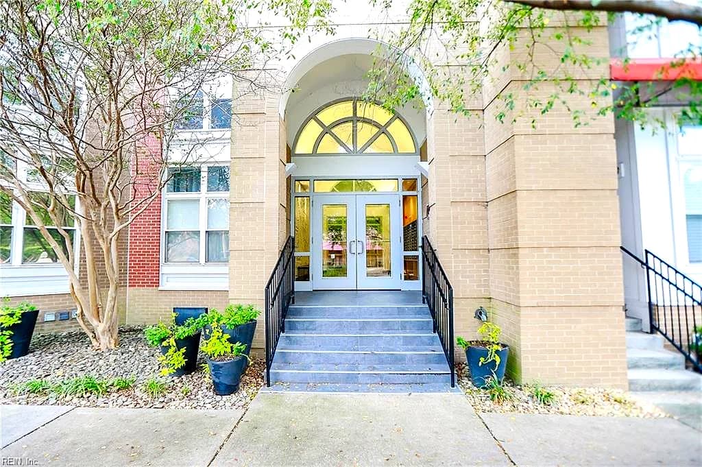 388 Boush ST #222, NORFOLK VA 23510 - Main photo