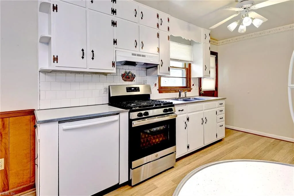18 Owens RD, NEWPORT NEWS VA 23602 thumb 12