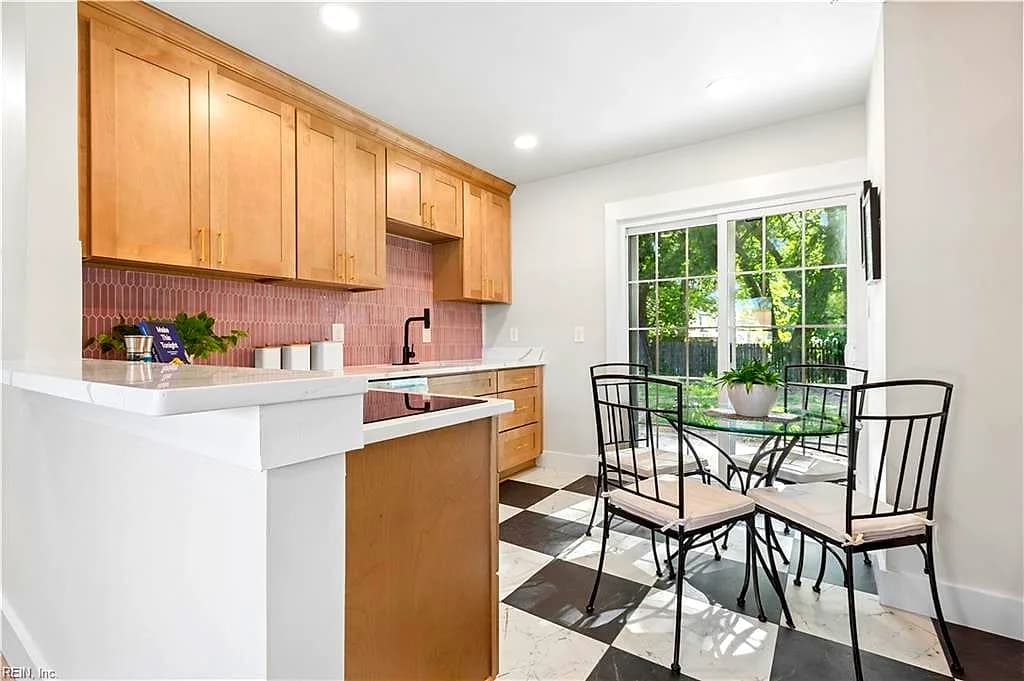 807 Morris ST, HAMPTON VA 23663 thumb 7