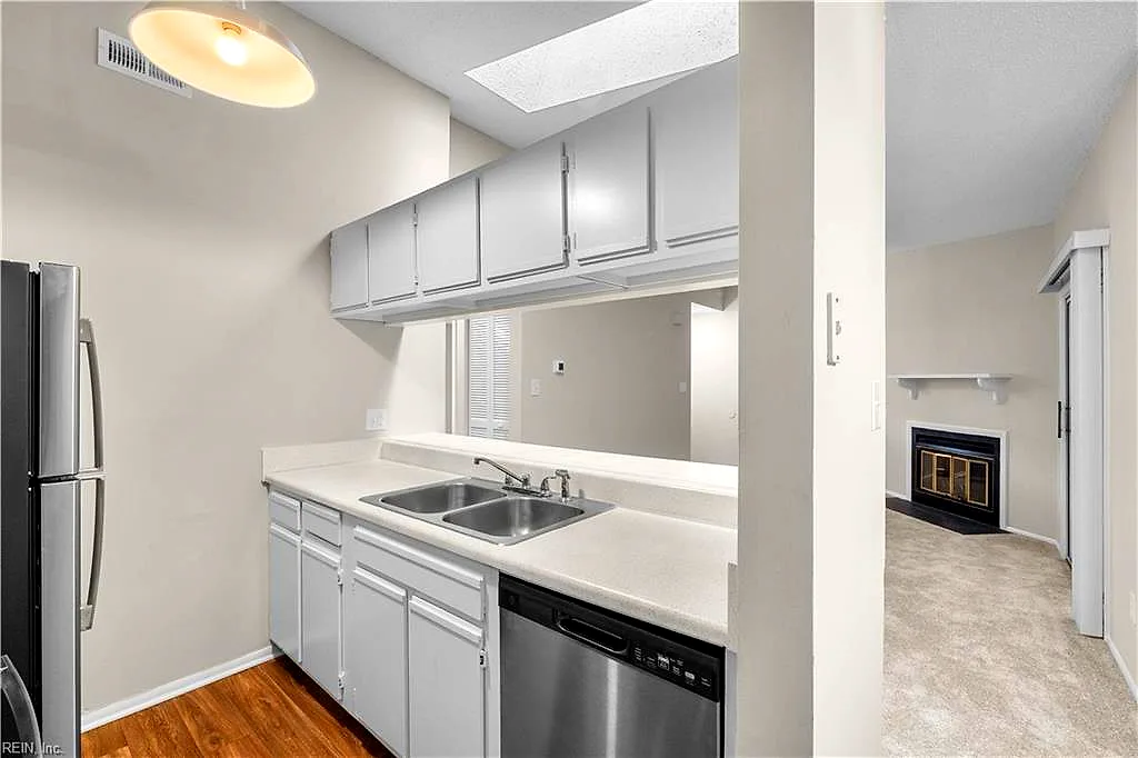 4134 Thalia Station CIR, VIRGINIA BEACH VA 23452 thumb 10