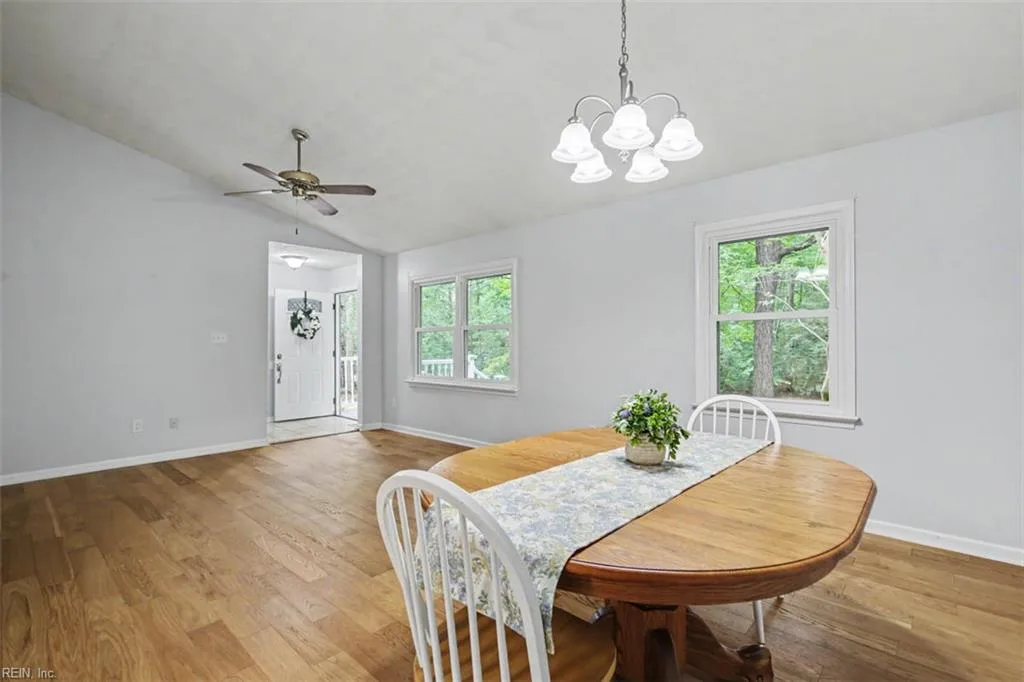 8172 Manor DR, GLOUCESTER VA 23061 thumb 7