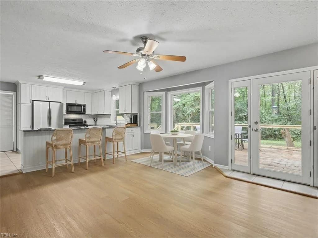 8172 Manor DR, GLOUCESTER VA 23061 thumb 8
