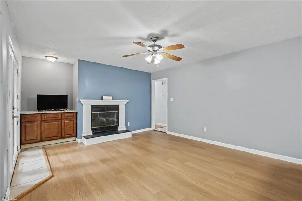 8172 Manor DR, GLOUCESTER VA 23061 thumb 10
