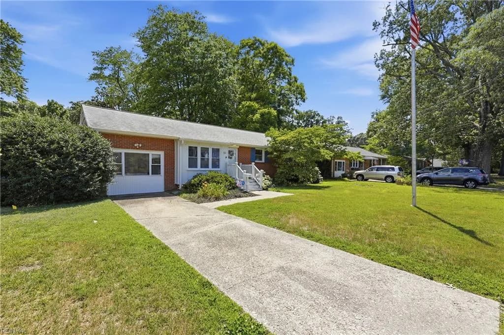 50 Middlesex RD, NEWPORT NEWS VA 23606 - Photo 4