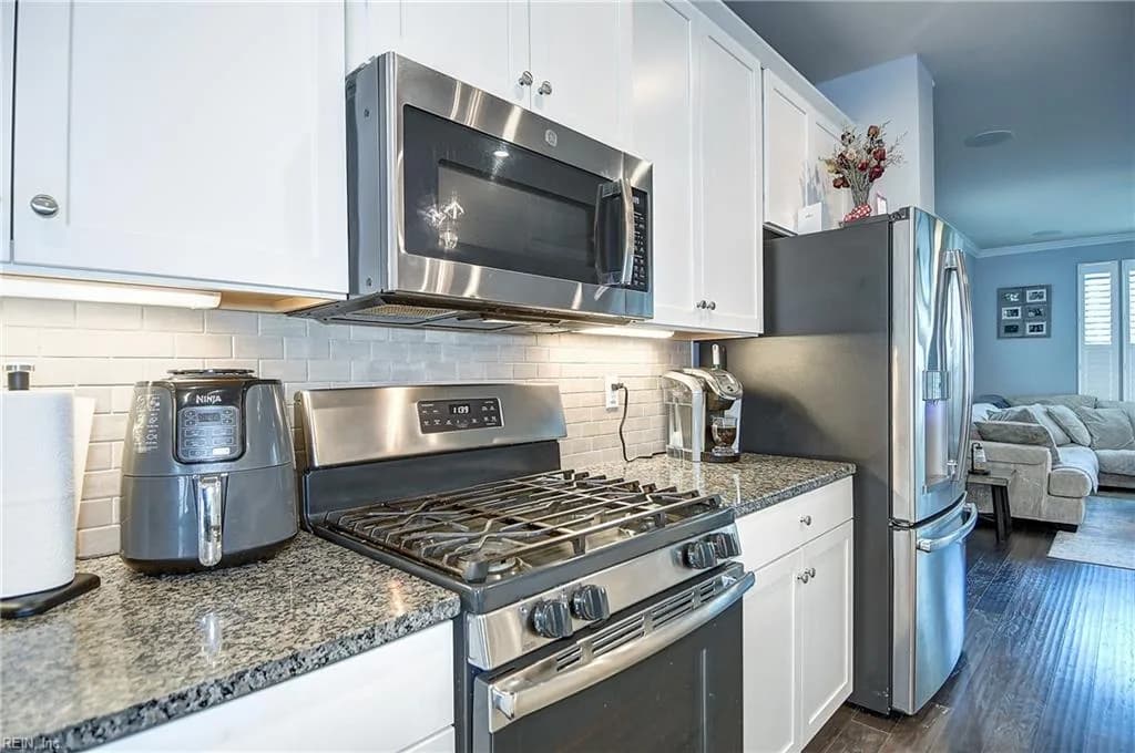 504 Clara LN, VIRGINIABEACH VA 23451 thumb 6