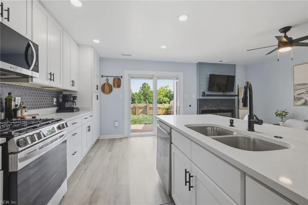 728 Quesnel DR, VIRGINIA BEACH VA 23454 thumb 12