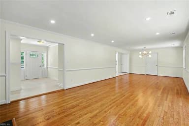 110 Artillery RD, YORKTOWN VA 23692 thumb 8