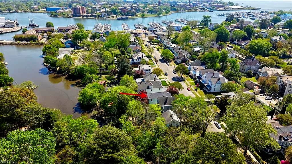 116 Linden AVE, HAMPTON VA 23669 - Photo 3