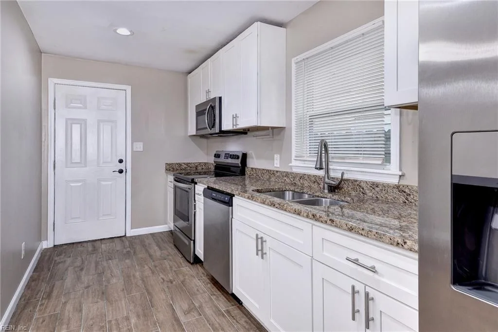 1247 29th ST, NEWPORT NEWS VA 23607 thumb 11