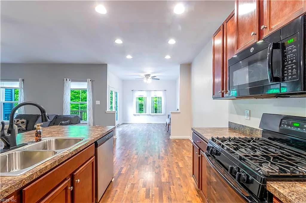 7427 Wicks RD, WILLIAMSBURG VA 23188 thumb 12