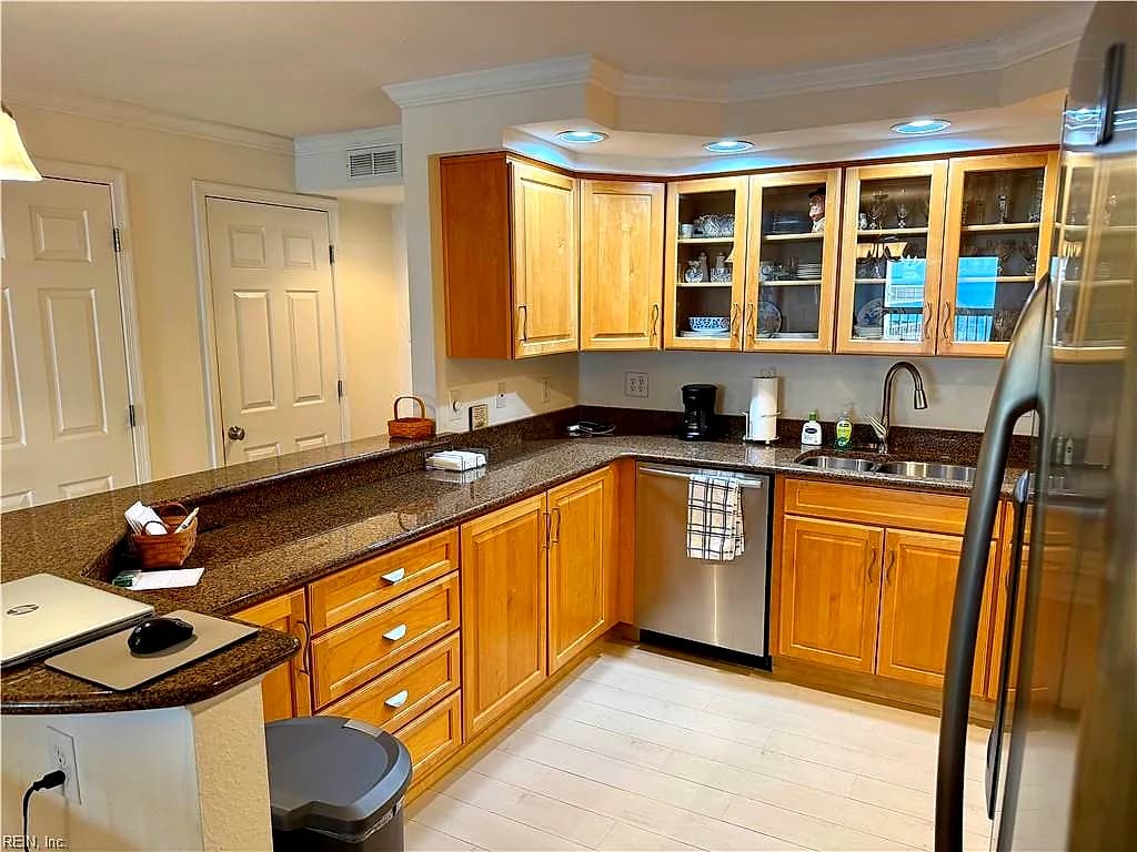 2830 Shore DR #706, VIRGINIA BEACH VA 23451 - Photo 4