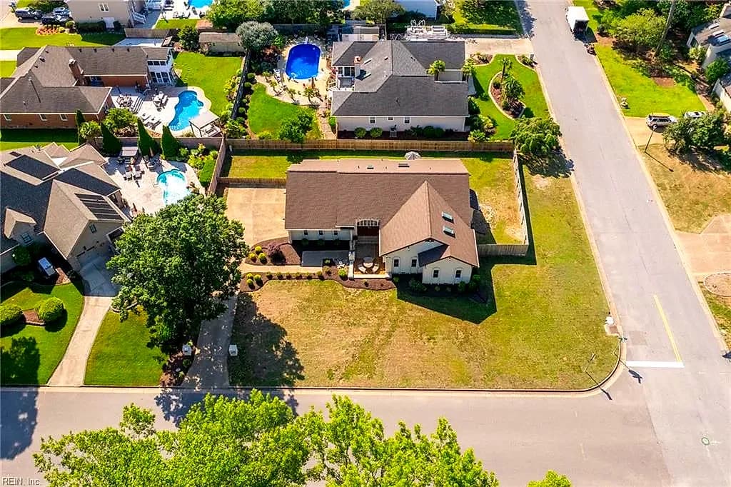 2496 Las Brisas DR, VIRGINIA BEACH VA 23456 - Photo 5