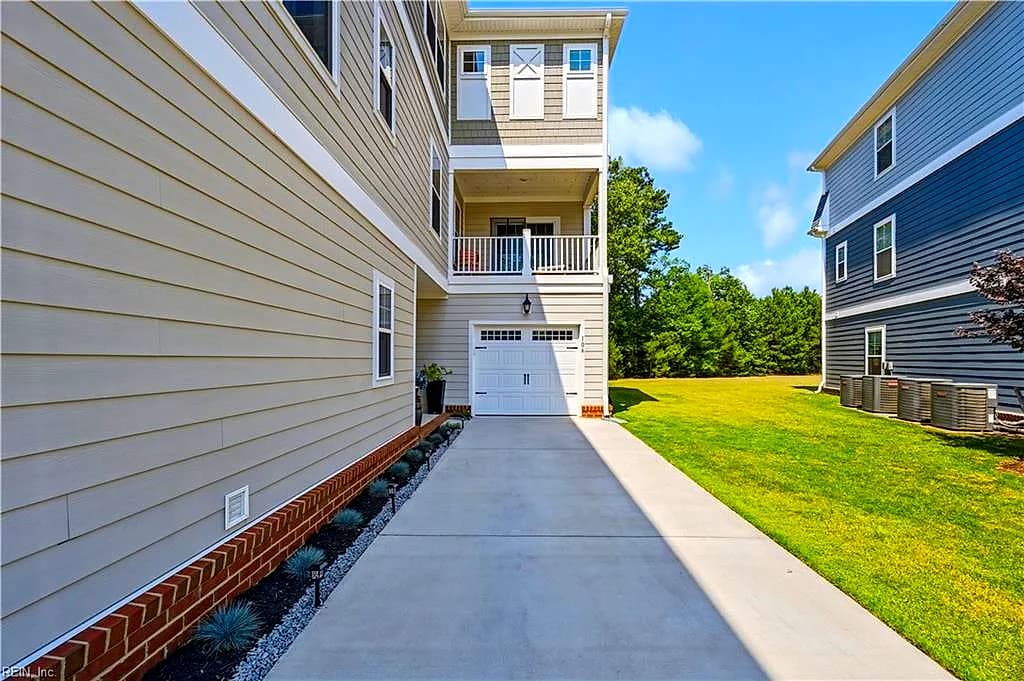 106 Genoa CT, YORKTOWN VA 23693 - Photo 3