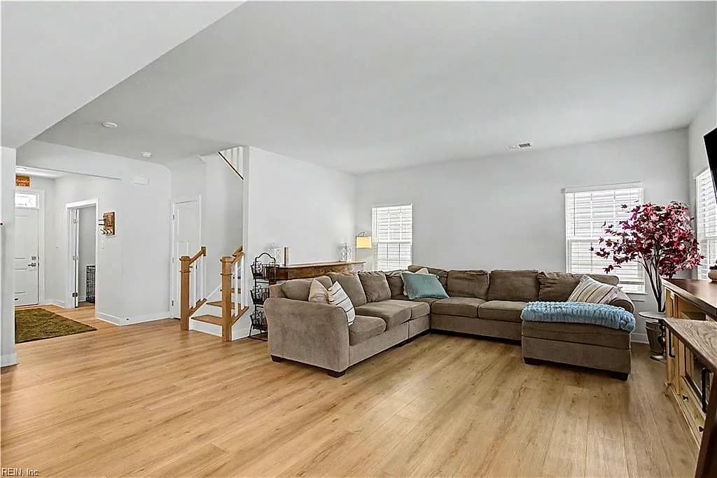 118 Oxford RN, POQUOSON VA 23662 thumb 11