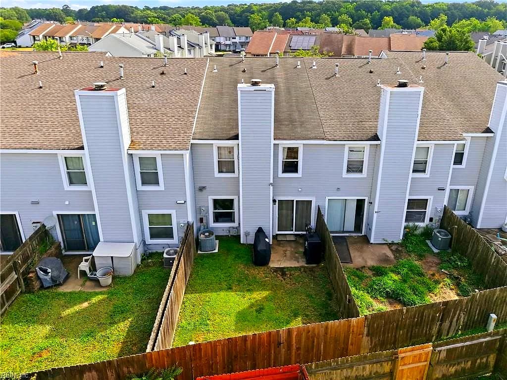1607 Aldrich LN, VIRGINIA BEACH VA 23454 - Photo 3