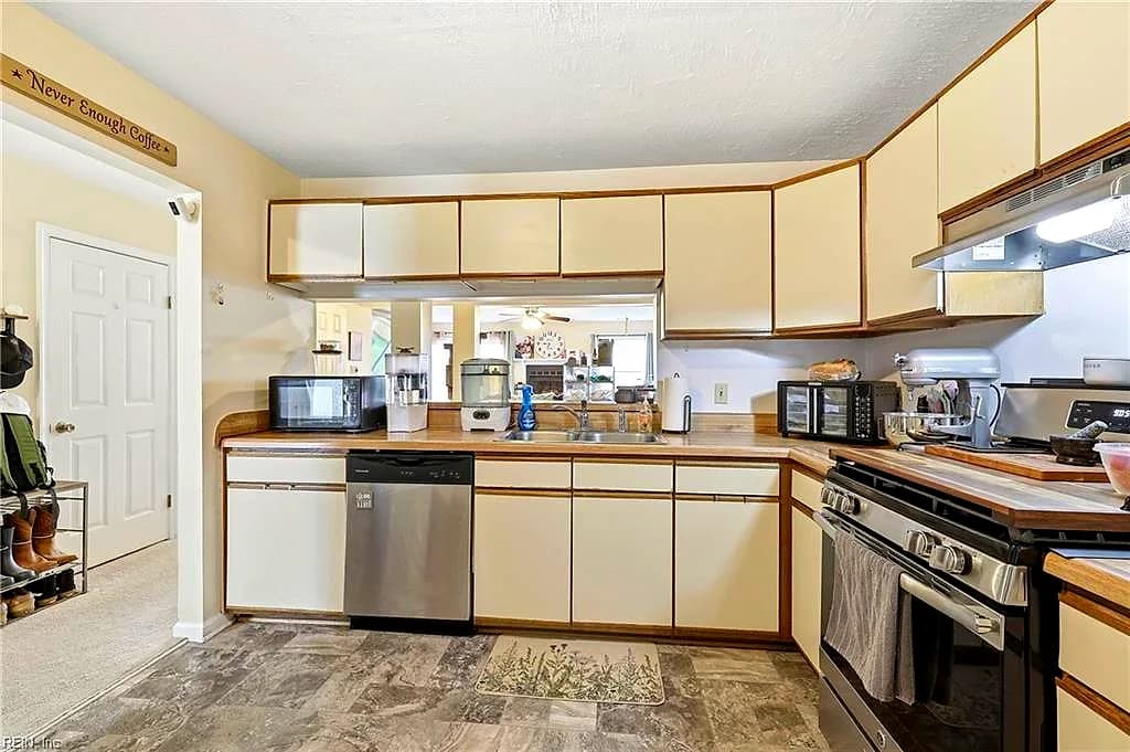 1607 Aldrich LN, VIRGINIA BEACH VA 23454 thumb 7