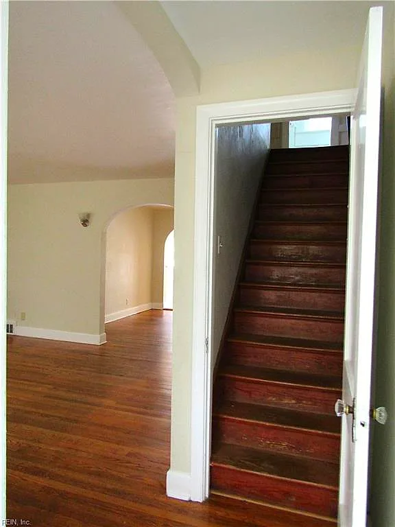 111 S Ridgeley RD, NORFOLK VA 23505 thumb 8