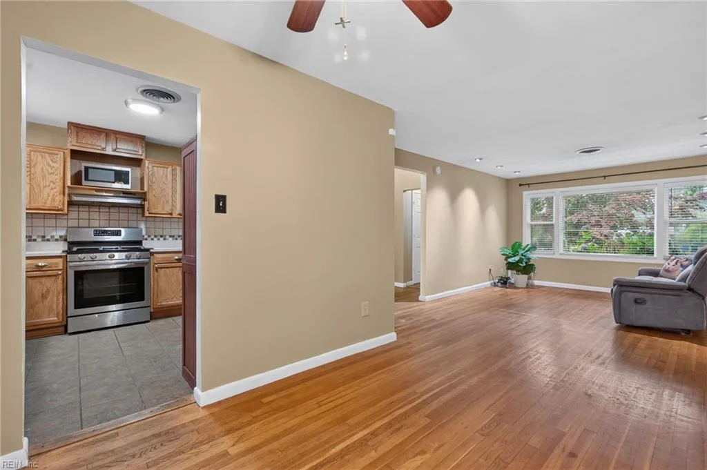 652 Aragona BLVD, VIRGINIABEACH VA 23462 thumb 8