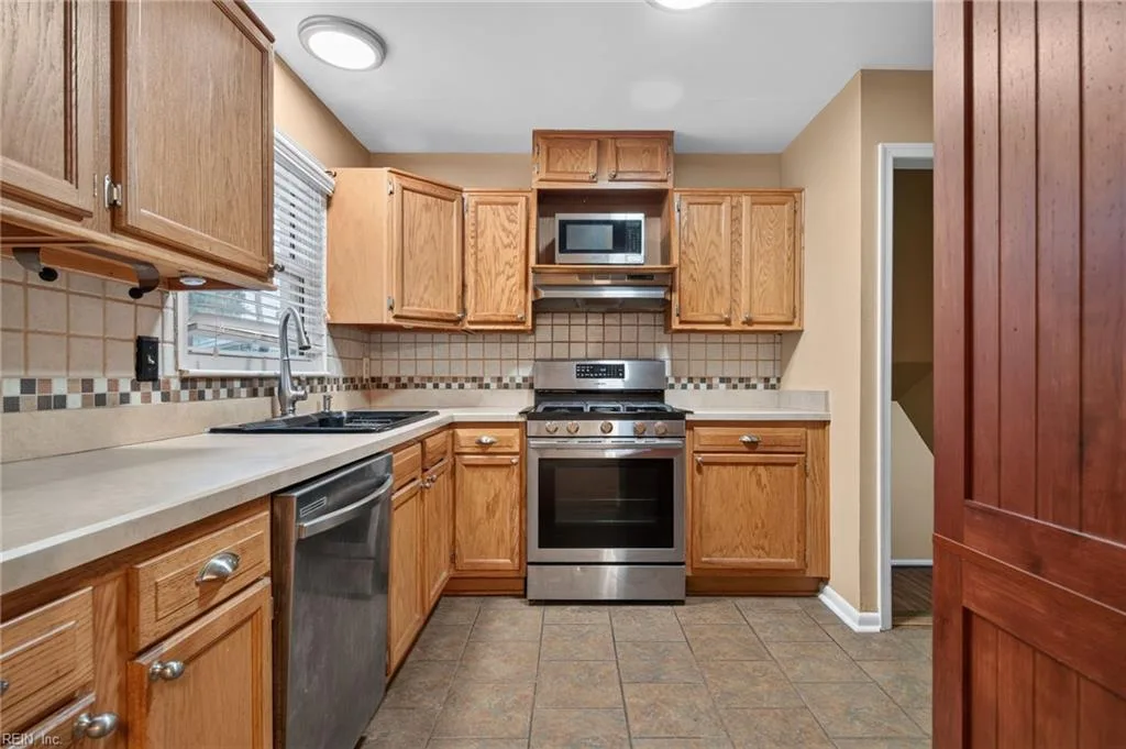 652 Aragona BLVD, VIRGINIABEACH VA 23462 thumb 9