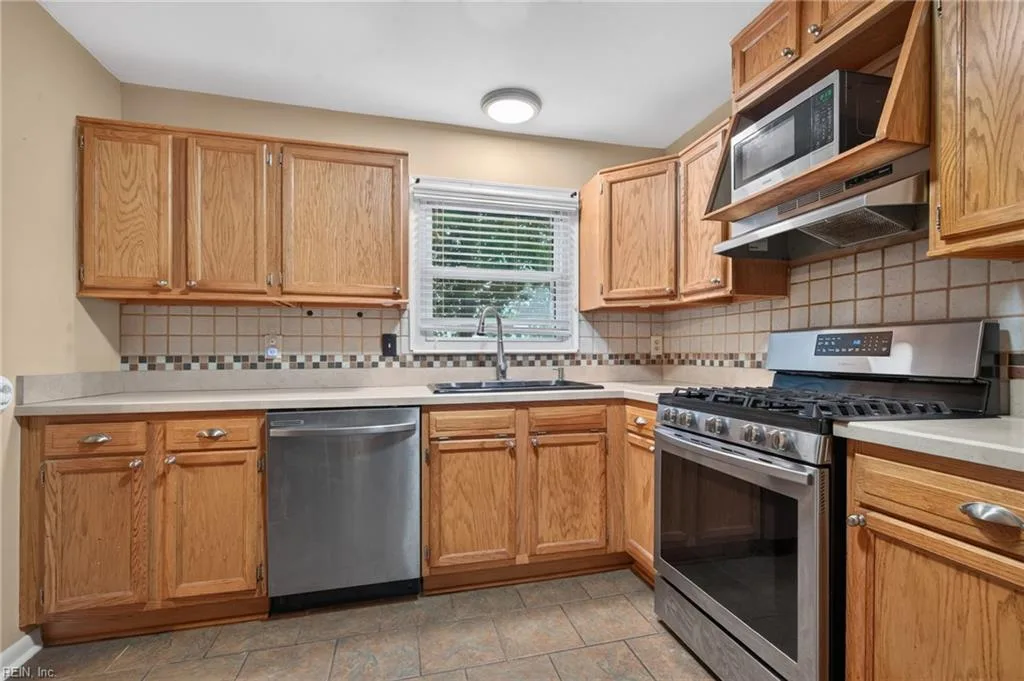 652 Aragona BLVD, VIRGINIABEACH VA 23462 thumb 10