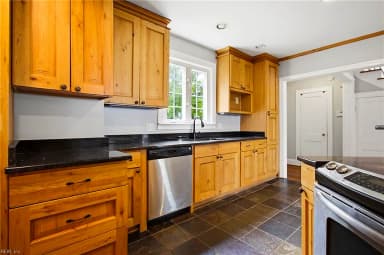1200 N Fairwater DR, NORFOLK VA 23508 thumb 12