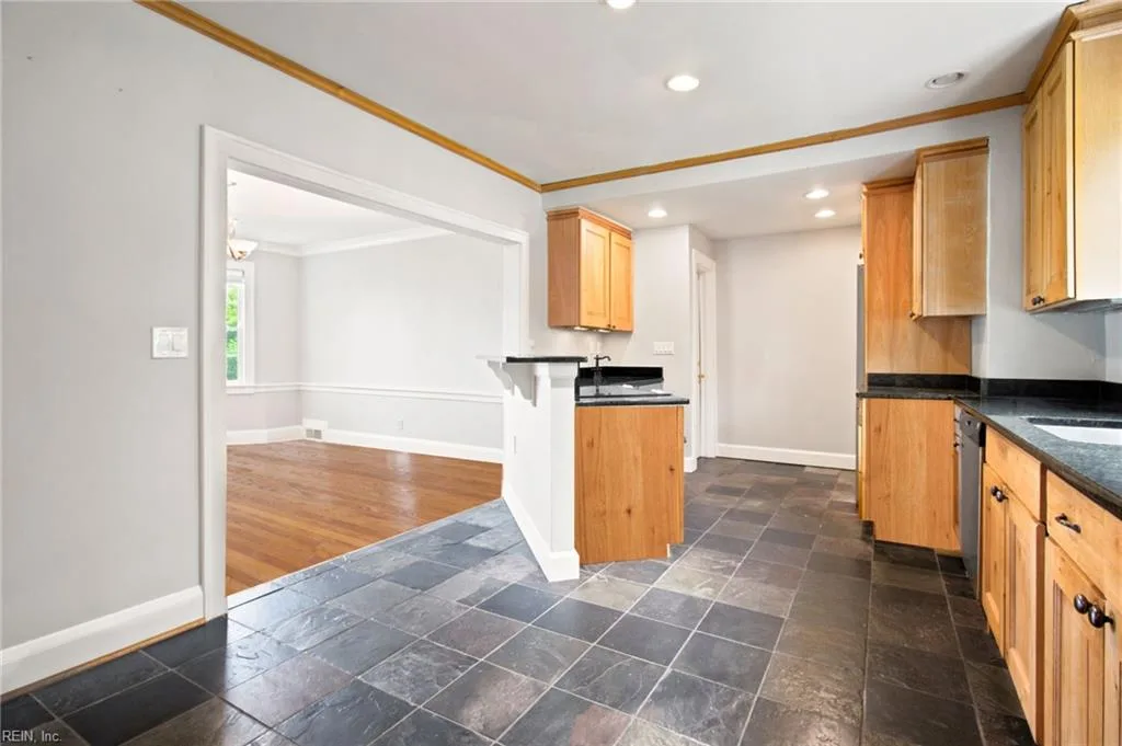 1200 N Fairwater DR, NORFOLK VA 23508 thumb 10