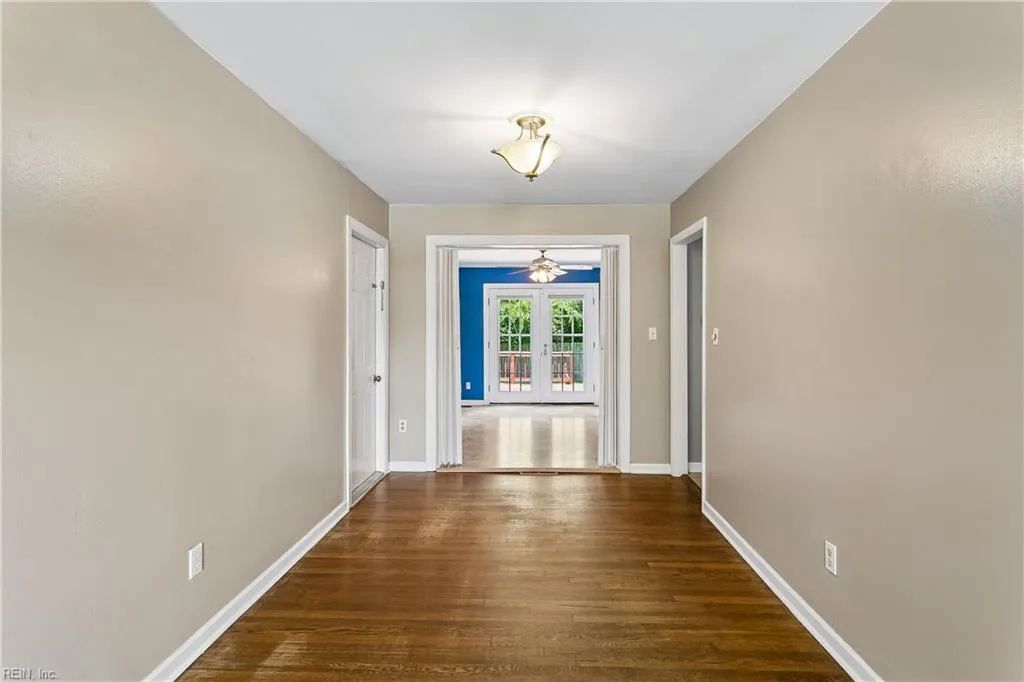 303 Nancy DR, HAMPTON VA 23669 thumb 10