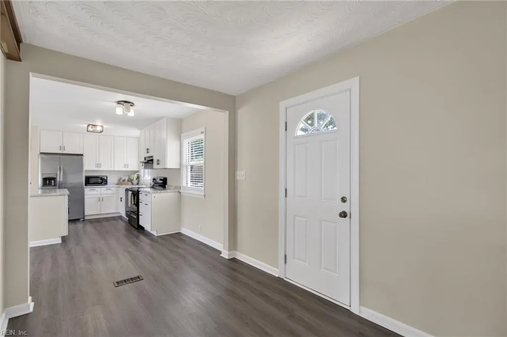 8133 Baywood DR, NORFOLK VA 23518 thumb 12