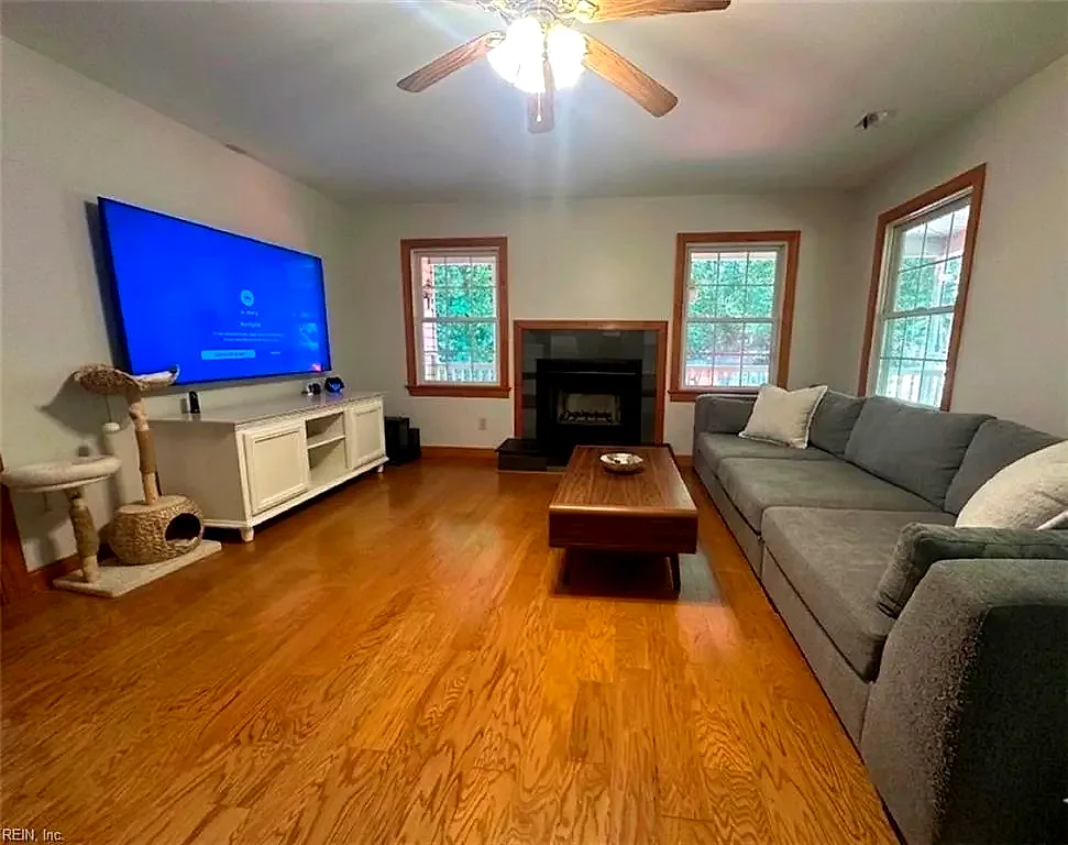 8811 Chipsin PATH, GLOUCESTER VA 23061 - Photo 3