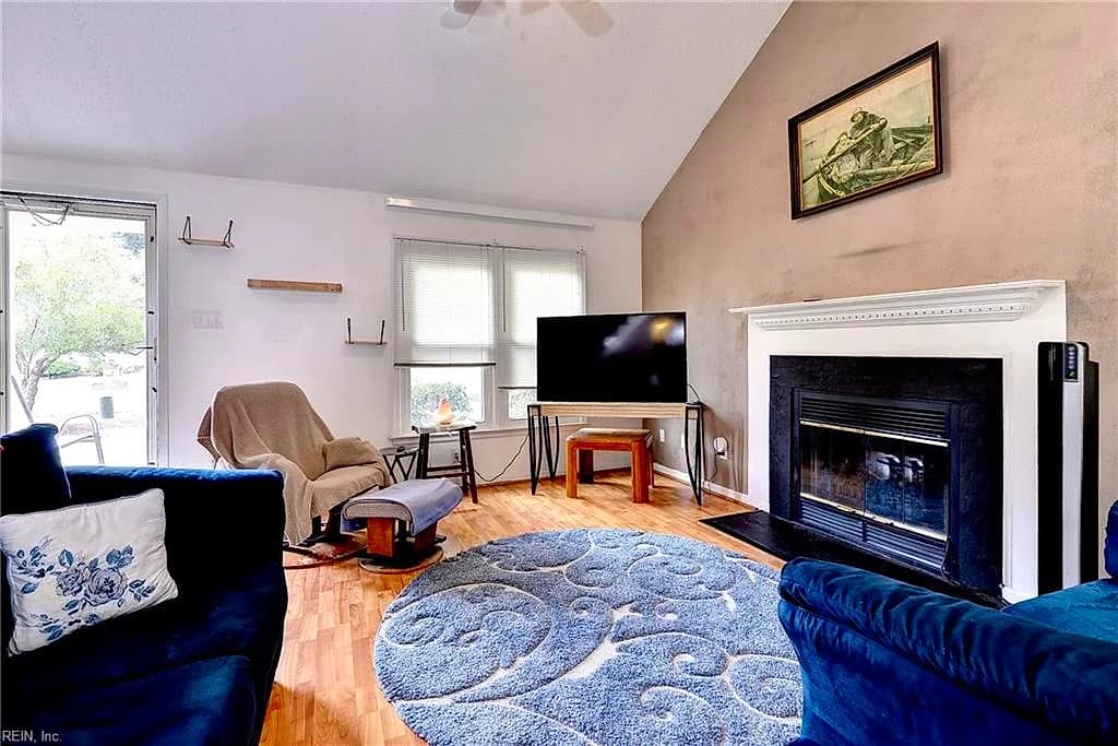 225 Ridge Wood DR, HAMPTON VA 23666 thumb 12