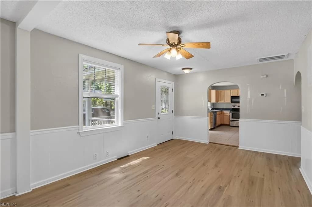 5332 Arthur CIR, NORFOLK VA 23502 thumb 7