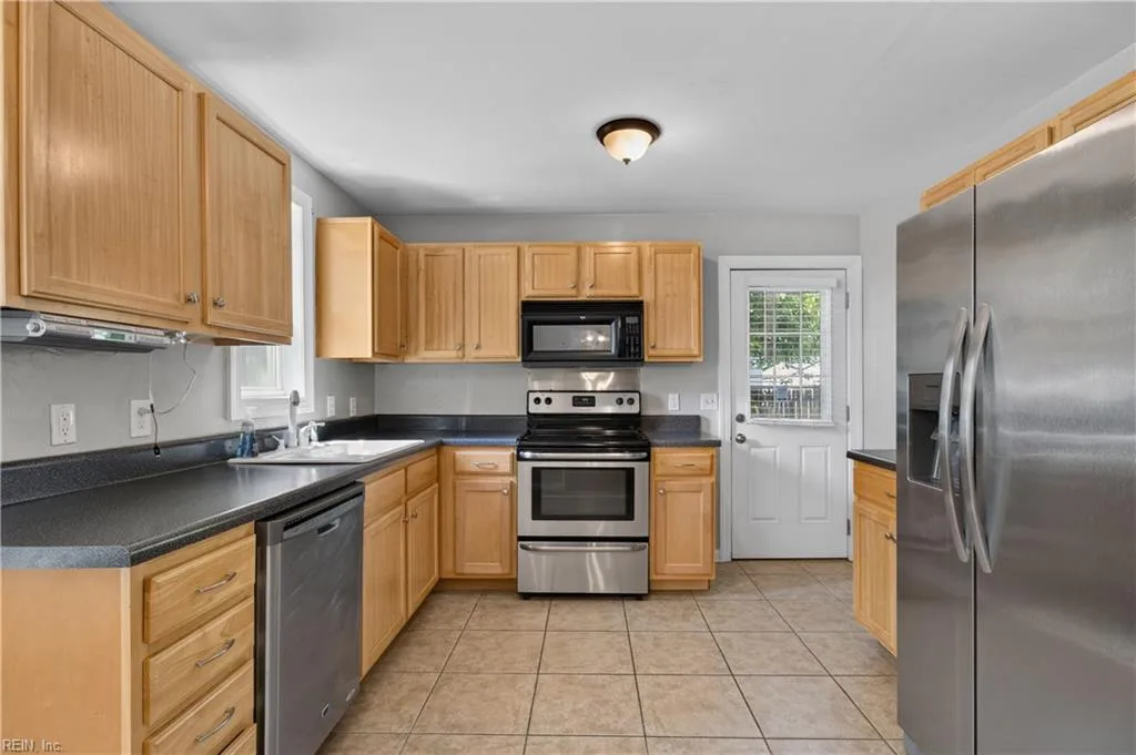 5332 Arthur CIR, NORFOLK VA 23502 thumb 10