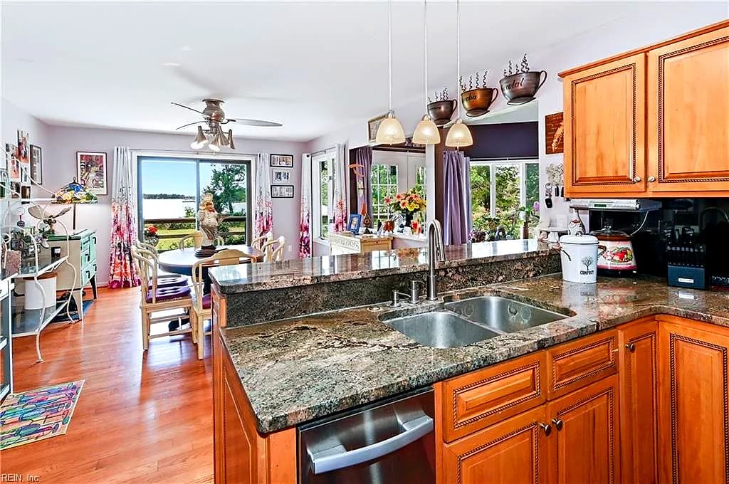 26450 Moore Farm LN, ONANCOCK VA 23417 - Photo 4