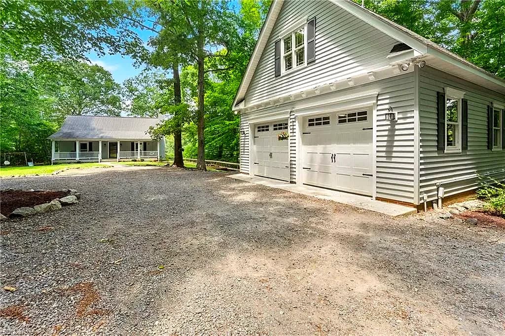 70 Mill Ridge RD, HARTFIELD VA 23071 - Photo 5