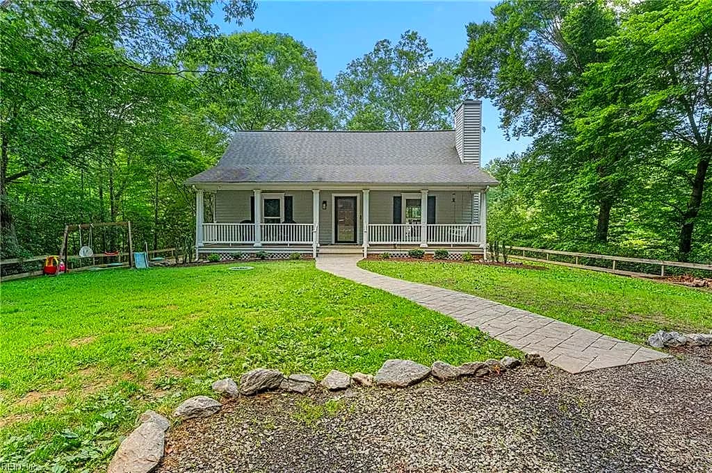 70 Mill Ridge RD, HARTFIELD VA 23071 thumb 7