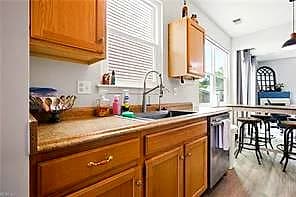 17 Camellia LN, HAMPTON VA 23663 thumb 10