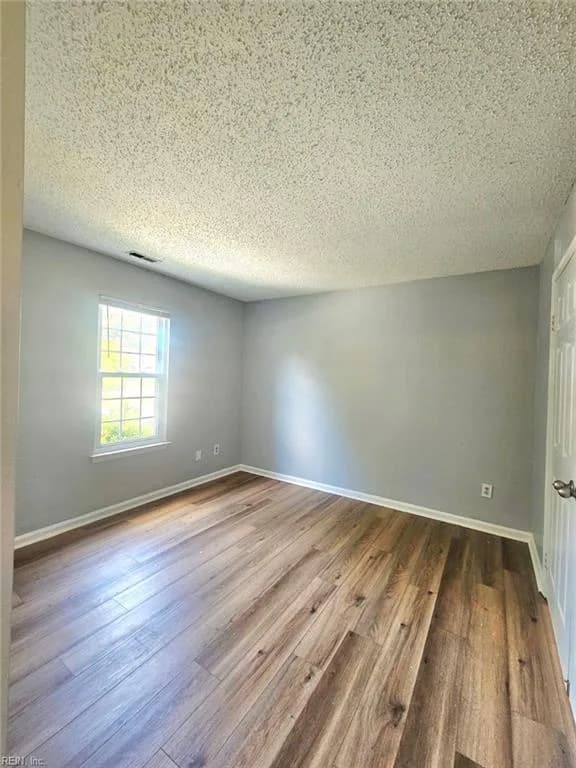 1261 Lord Dunmore DR, VIRGINIABEACH VA 23464 thumb 11