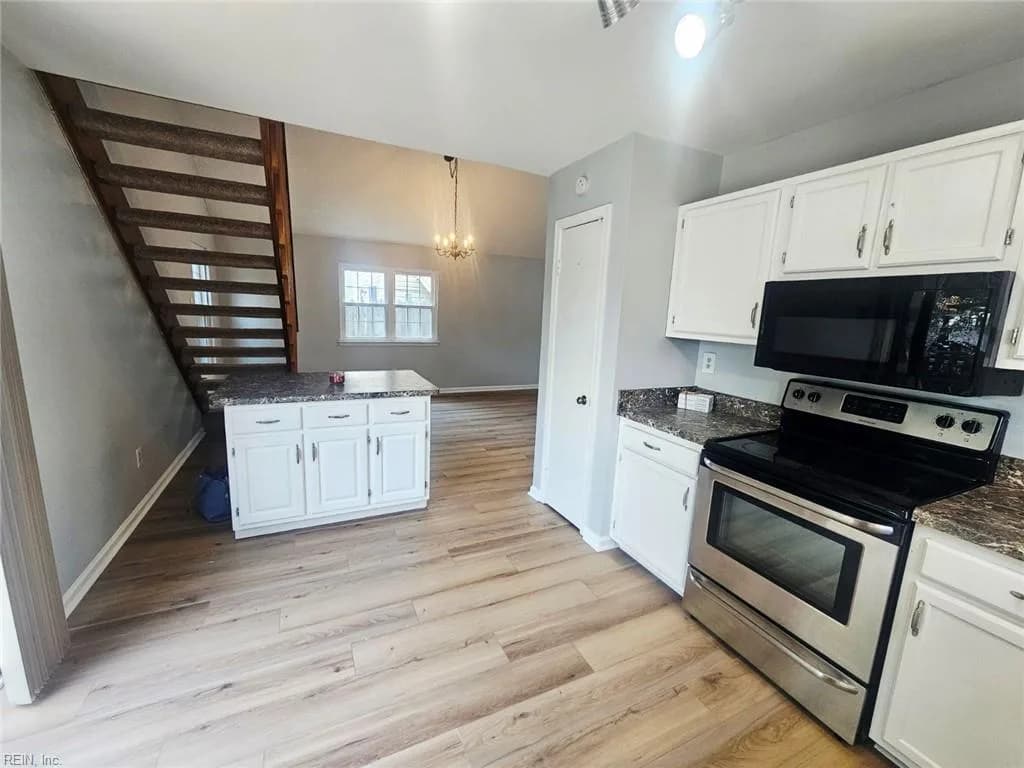 1261 Lord Dunmore DR, VIRGINIABEACH VA 23464 thumb 8