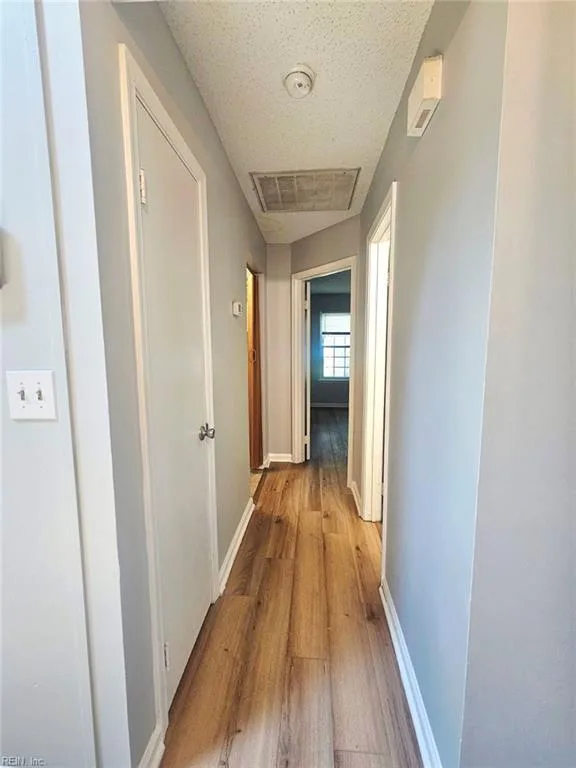 1261 Lord Dunmore DR, VIRGINIABEACH VA 23464 thumb 10