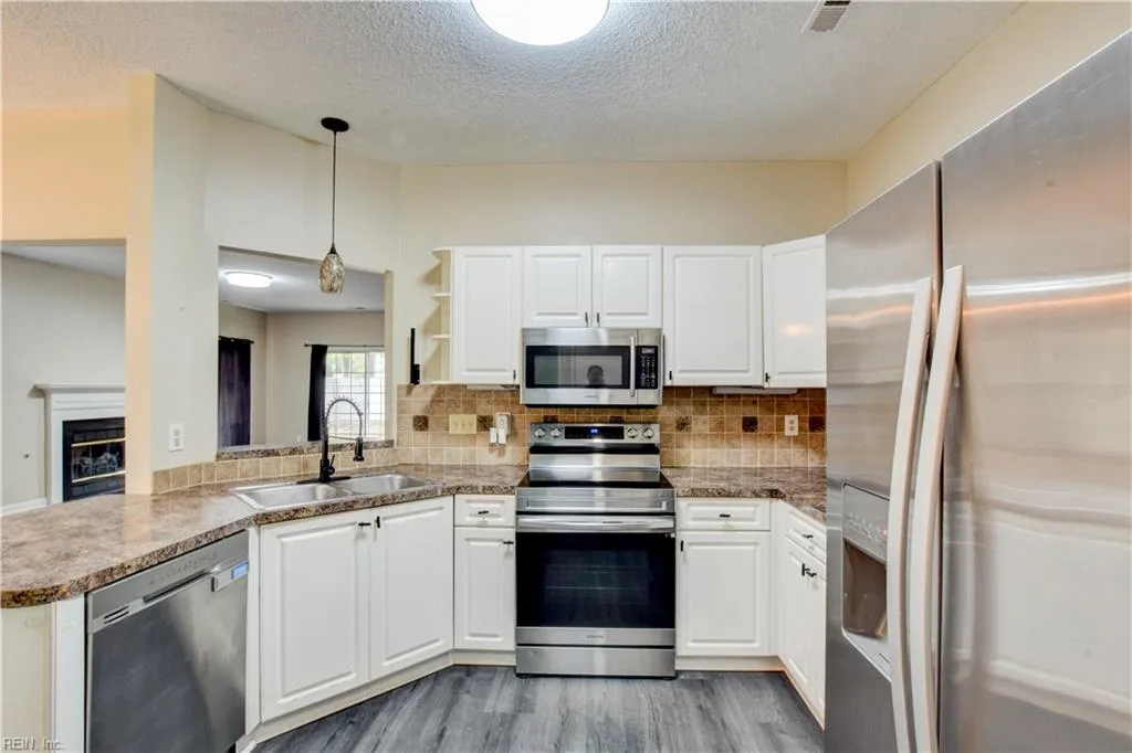922 Willow PT, NEWPORTNEWS VA 23602 thumb 11