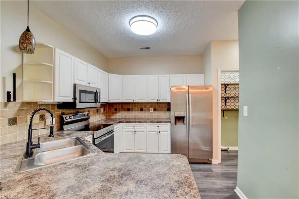 922 Willow PT, NEWPORTNEWS VA 23602 thumb 12