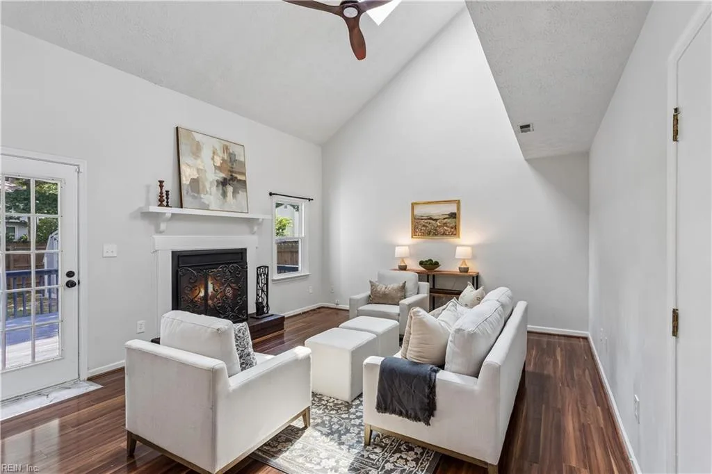 934 Elton Hall CIR, NEWPORTNEWS VA 23608 thumb 10
