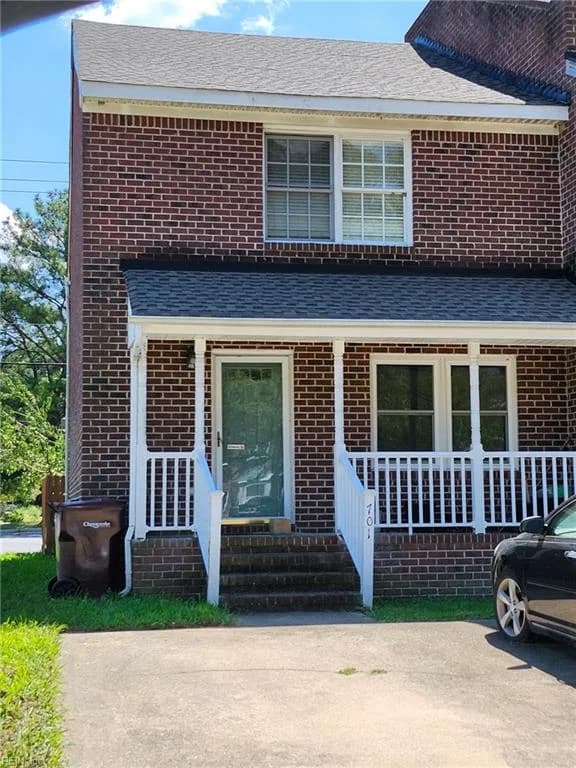 701 Basnight CT, CHESAPEAKE VA 23322 - Photo 2